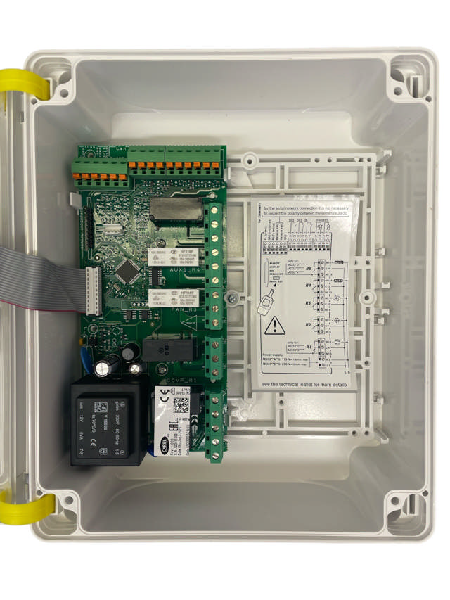 Termostat Carel MasterCella 2 MD33D5EN00 (kyl - frysrum)