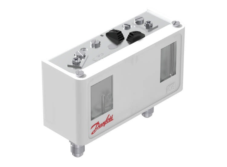 Pressostat Danfoss KP15 060-124566 Man återst. Dubbel signal -0,9/7,0(bar); 8,0/32,0(bar)