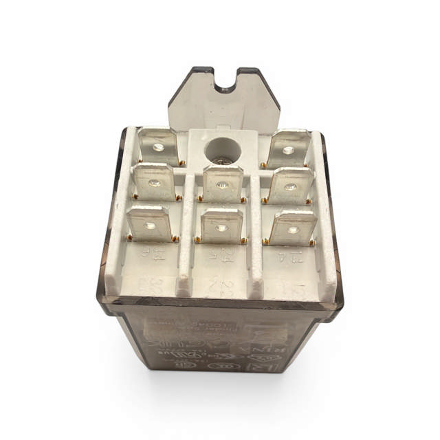 Relä Finder 62.83.8.230.4300 16A 3NO (230V)